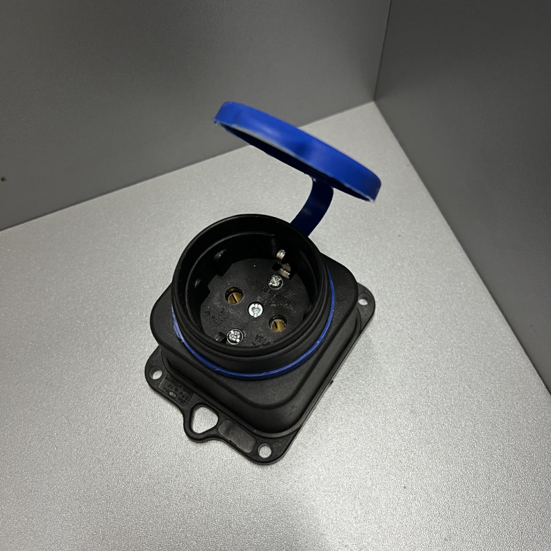 Панельна розетка FAR 250V 10/16A